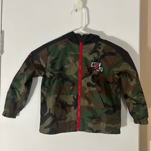 Nike Air Jordan Kids Camo Jacket with Hood Size 3T